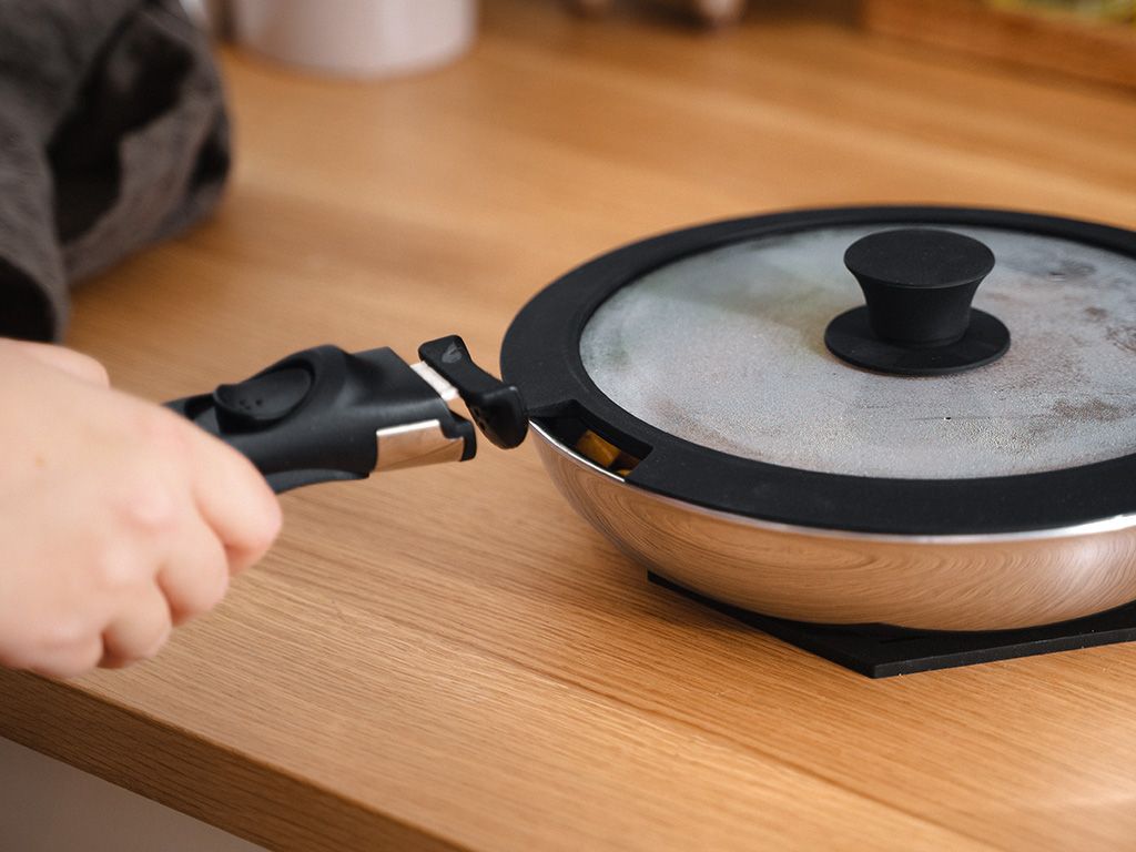 Set de Poêles 3 Pièces avec Poignée Amovible, Batterie de Cuisine Antiadhésive – USTENSILIA